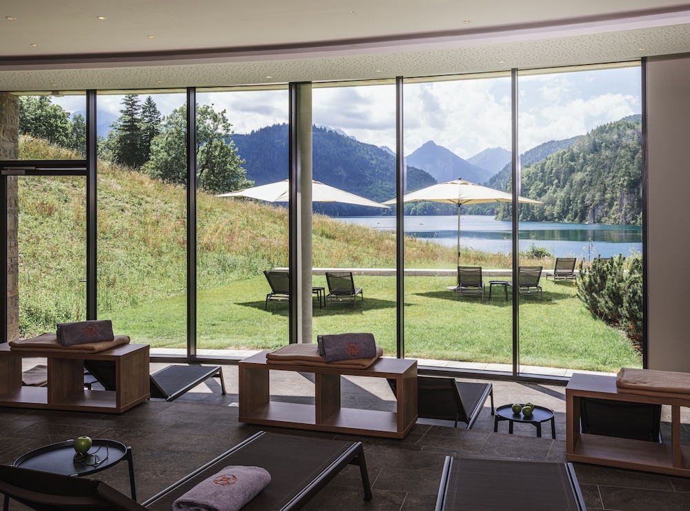 AMERON Neuschwanstein Alpsee Resort and Spa 40/76