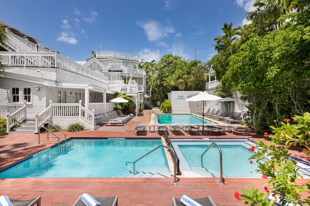 Nyah Key West Adult Only 38/65