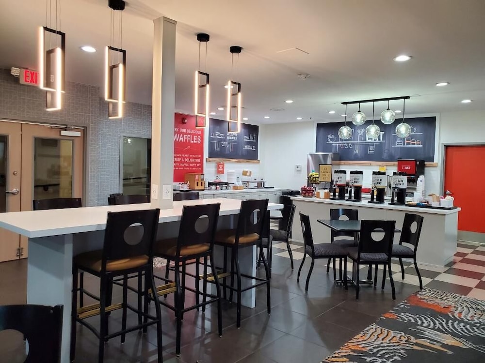 restaurant cafeteria