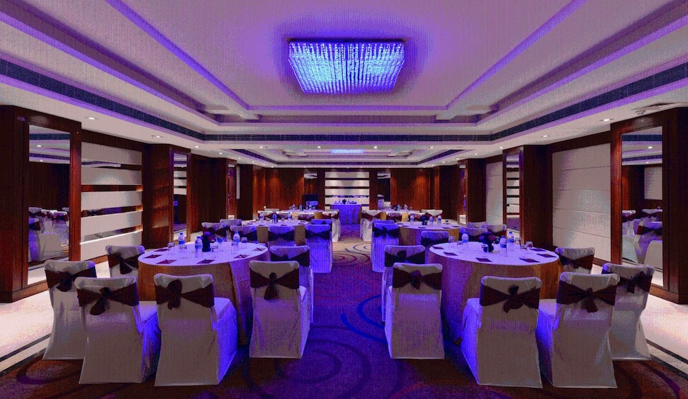 Lords Plaza Jaipur 34/42