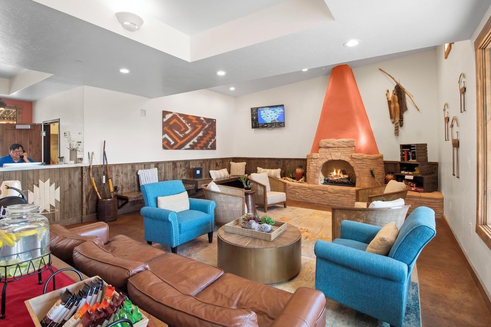 Bluff Dwellings Resort 44/67