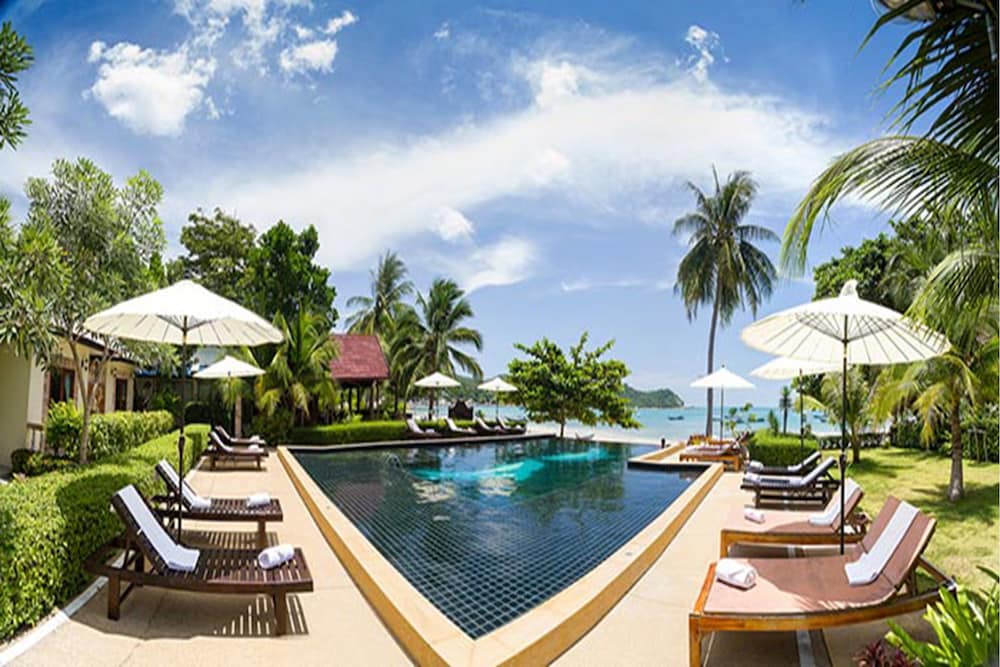Star Light Resort 24/30