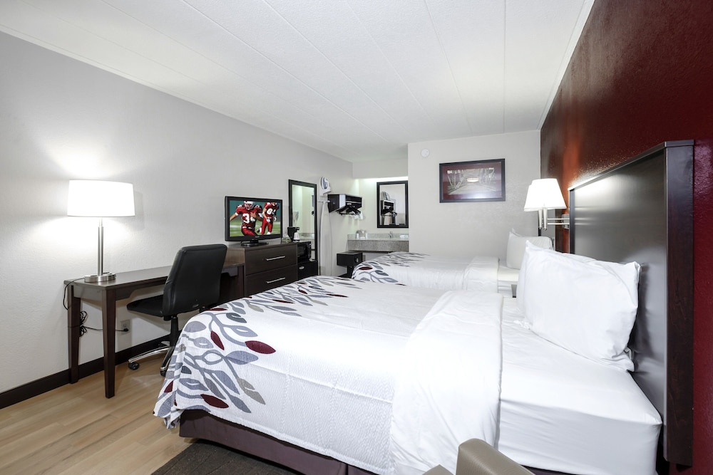 Red Roof Inn Cleveland - Medina 4/15