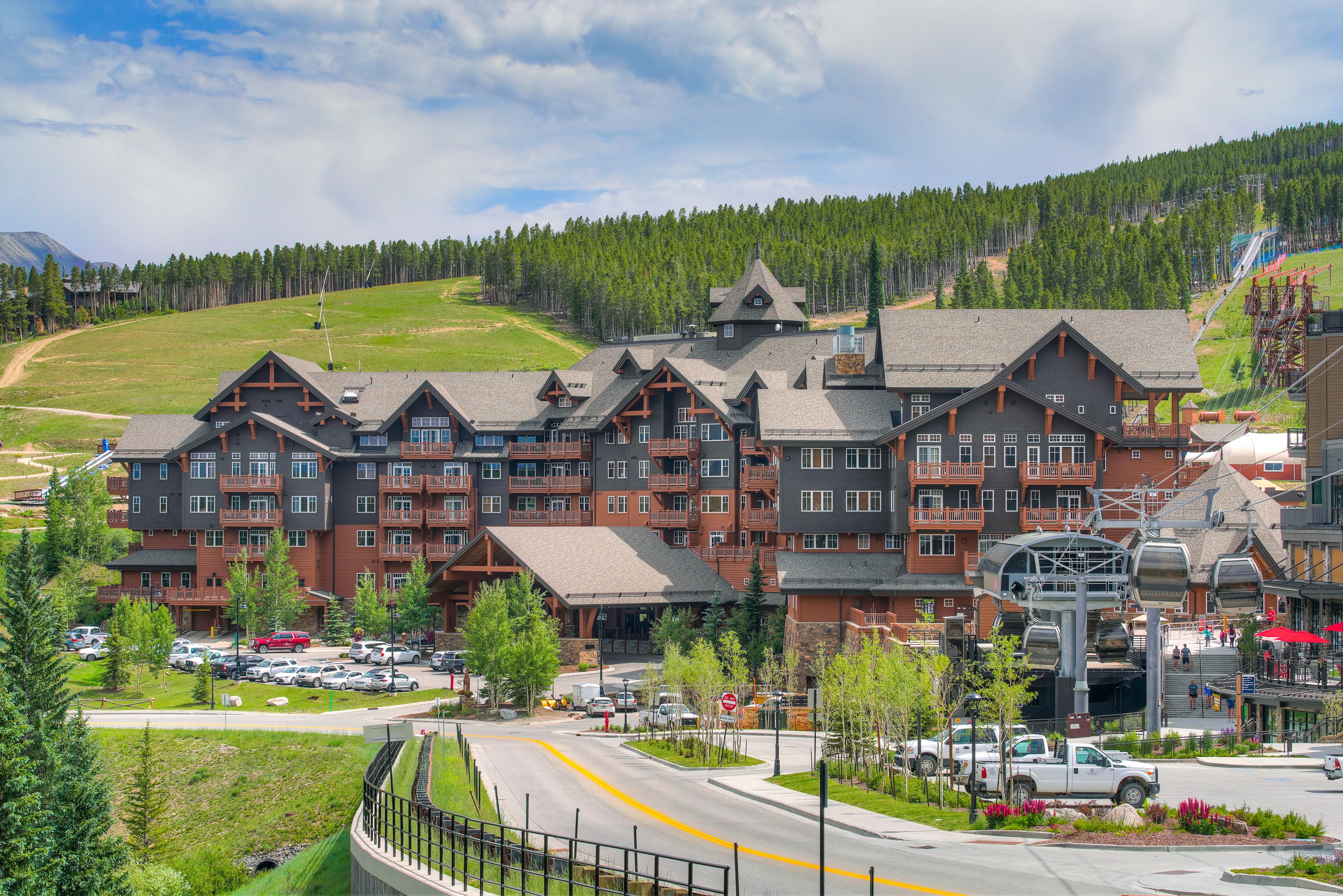One Ski Hill Place A Rockresort 3/63