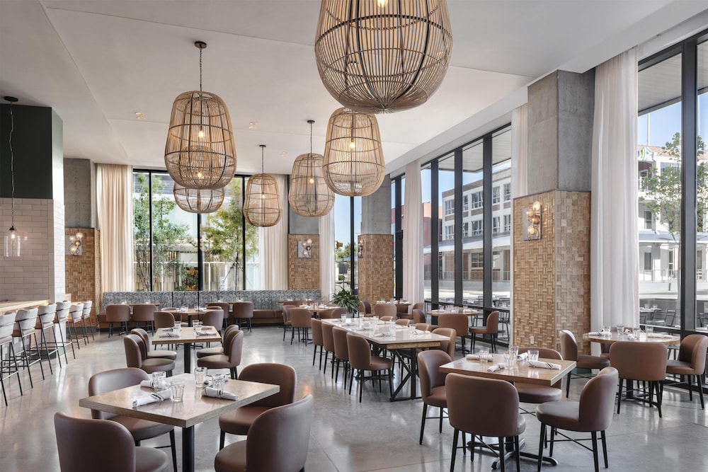 Hyatt Centric Downtown Nashville 39/50