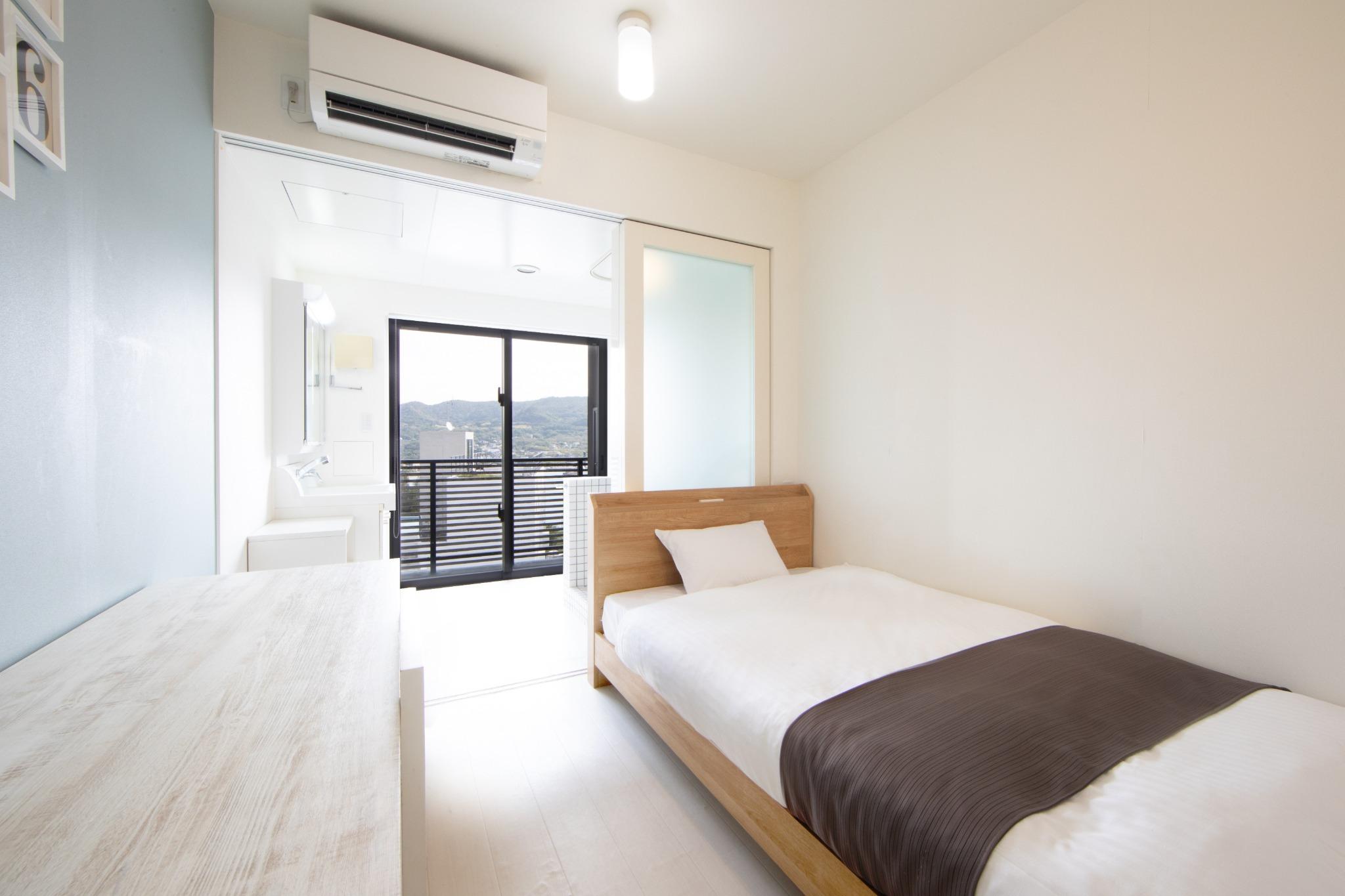 Semi Room, Semi Double Bed