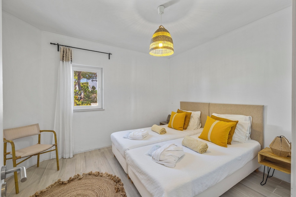 3 Bedrooms, Deluxe, Town House