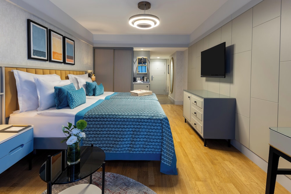 Deluxe, Twin Beds, Sea View, Arum Barut Collection 4/6