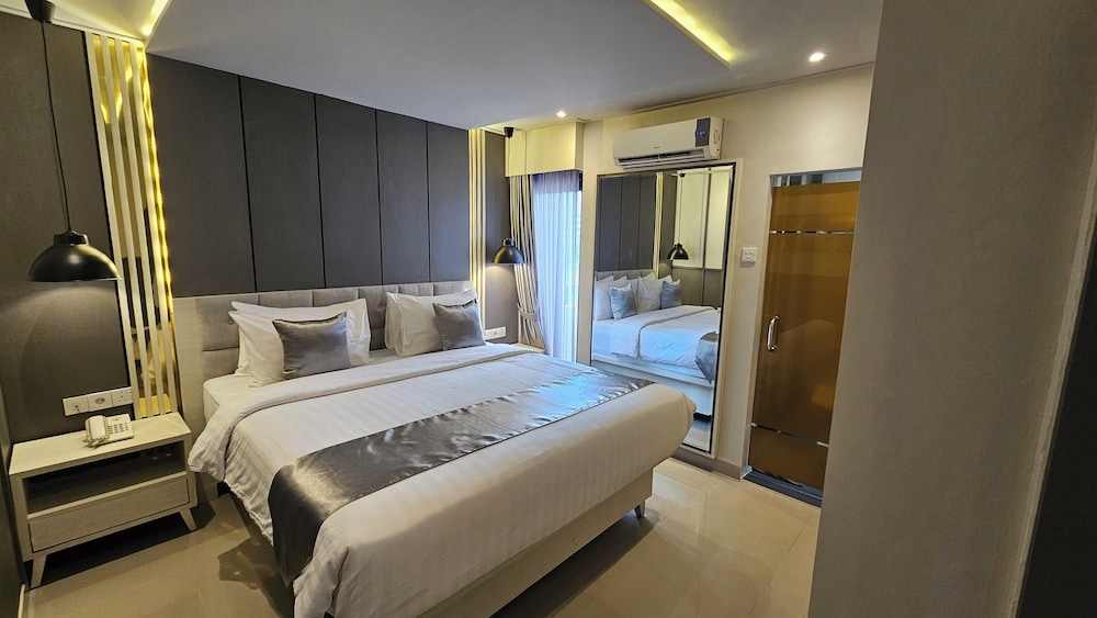 Junior Suite, Studio, City View
