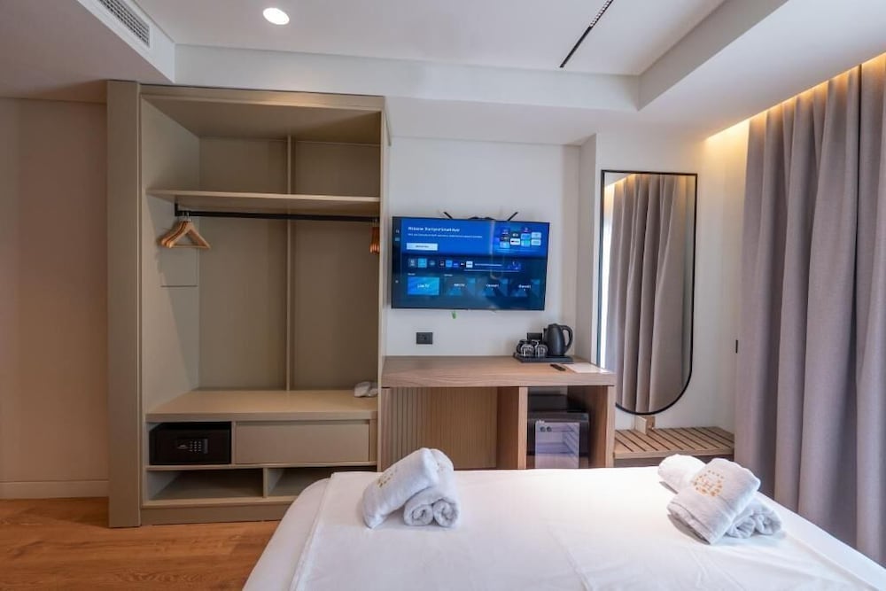 GRAND HOTEL SARANDA 18/50