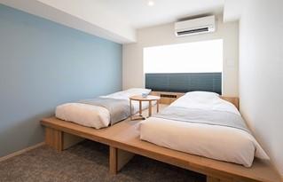 Standard, Twin Beds