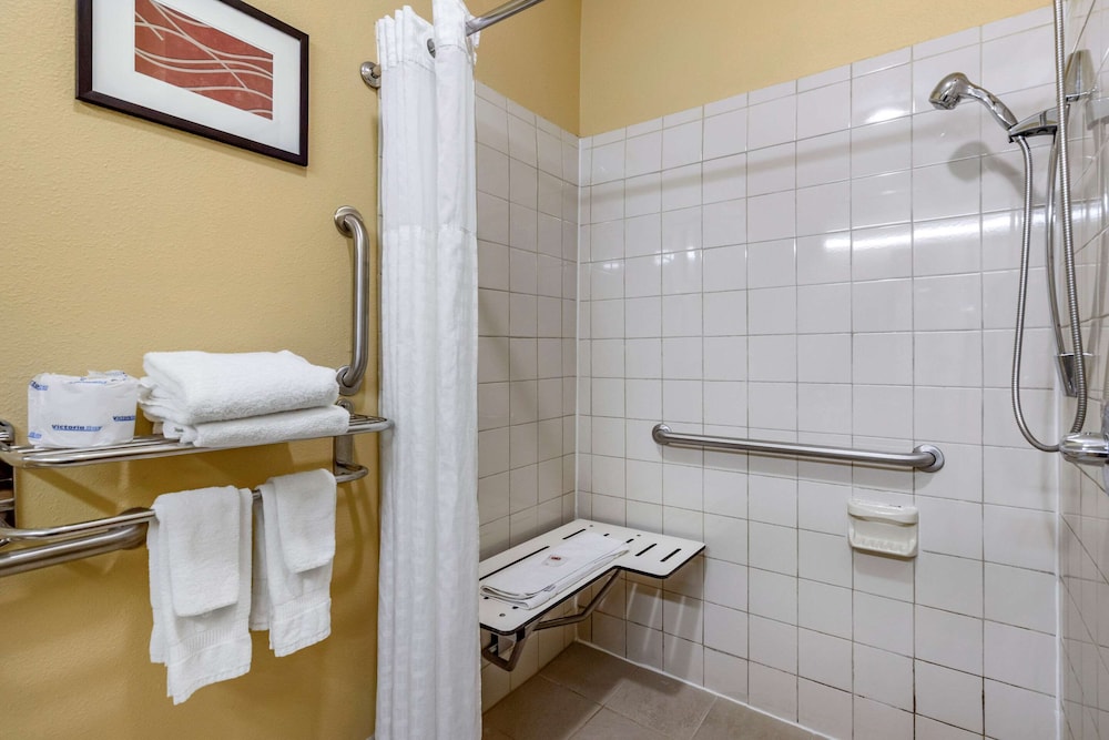 Comfort Inn & Suites Austin North Loop 45/46