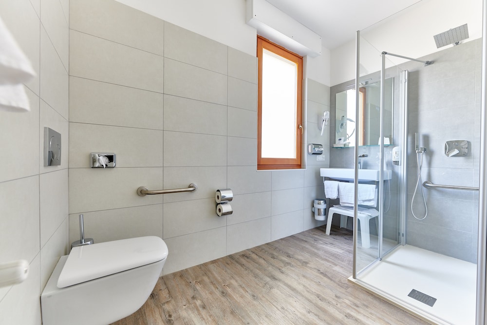 Eco Hotel Benacus 49/50