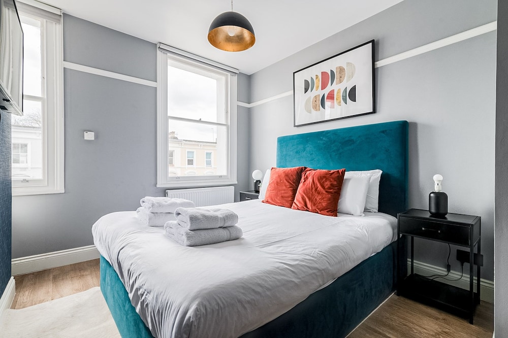 DYLAN APARTMENTS KENSINGTON 20/55