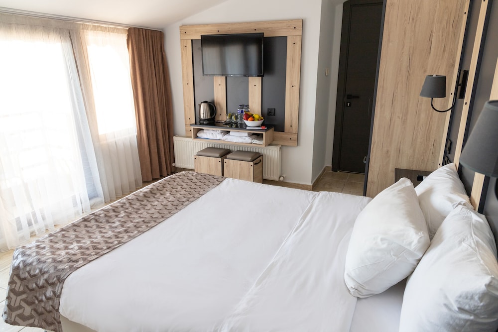 ROOM, DOUBLE BED, SEA VIEW, BALCONY