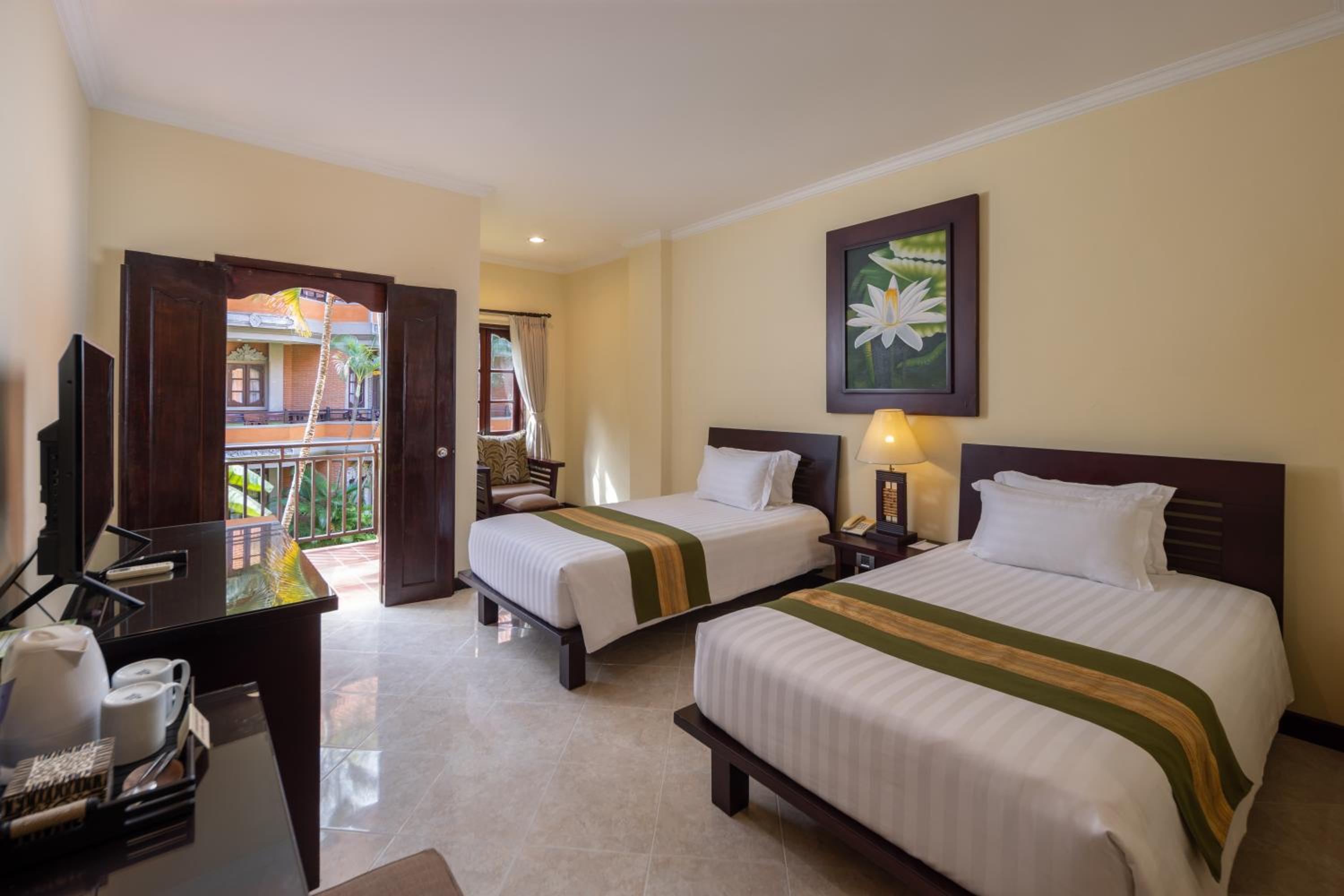 SUPERIOR, DOUBLE OR TWIN BED, POOL ACCESS