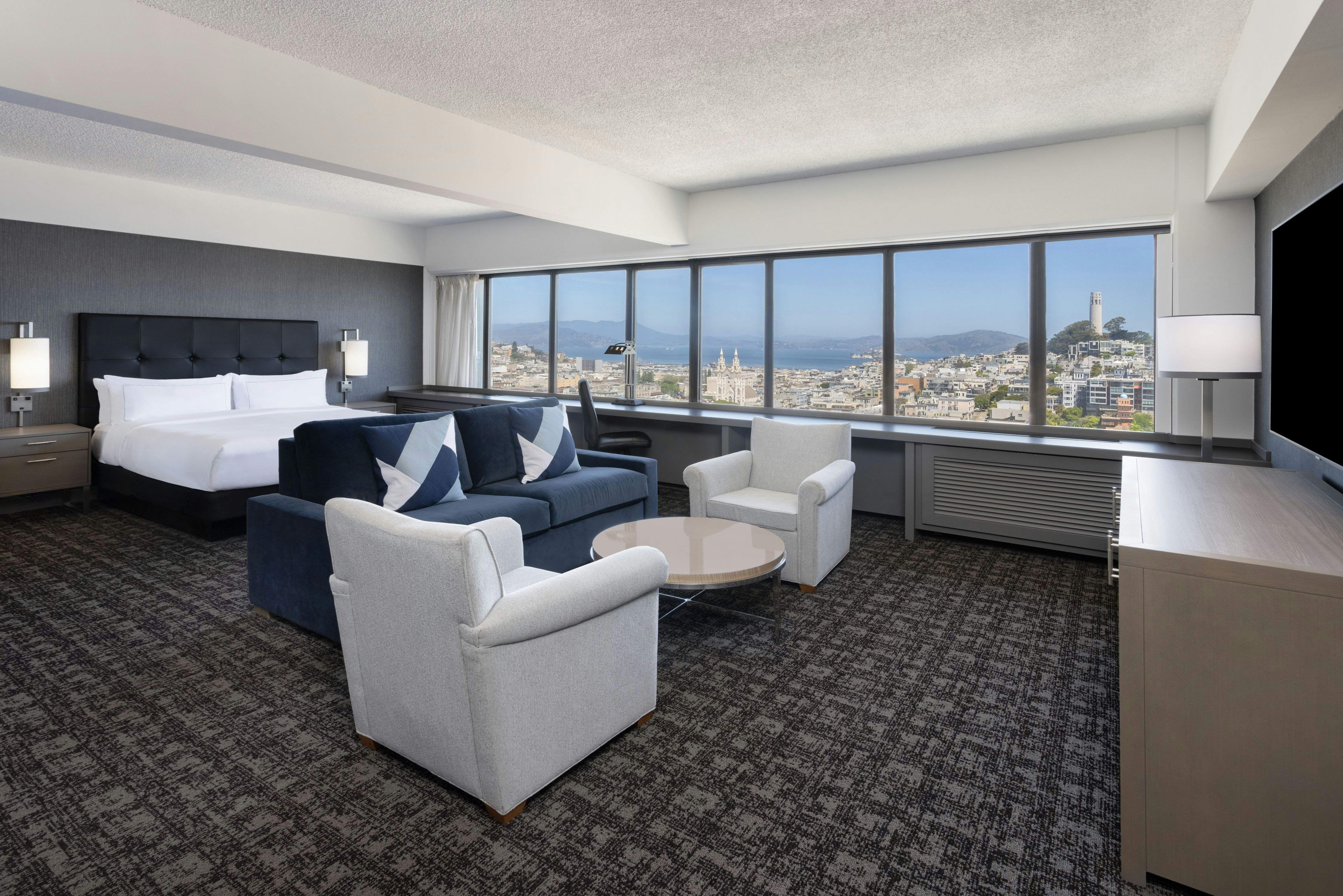 Junior Suite, King Bed, Bay View
