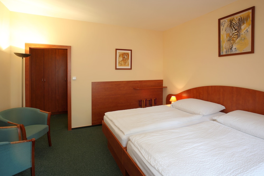 Hotel Palace 12/60