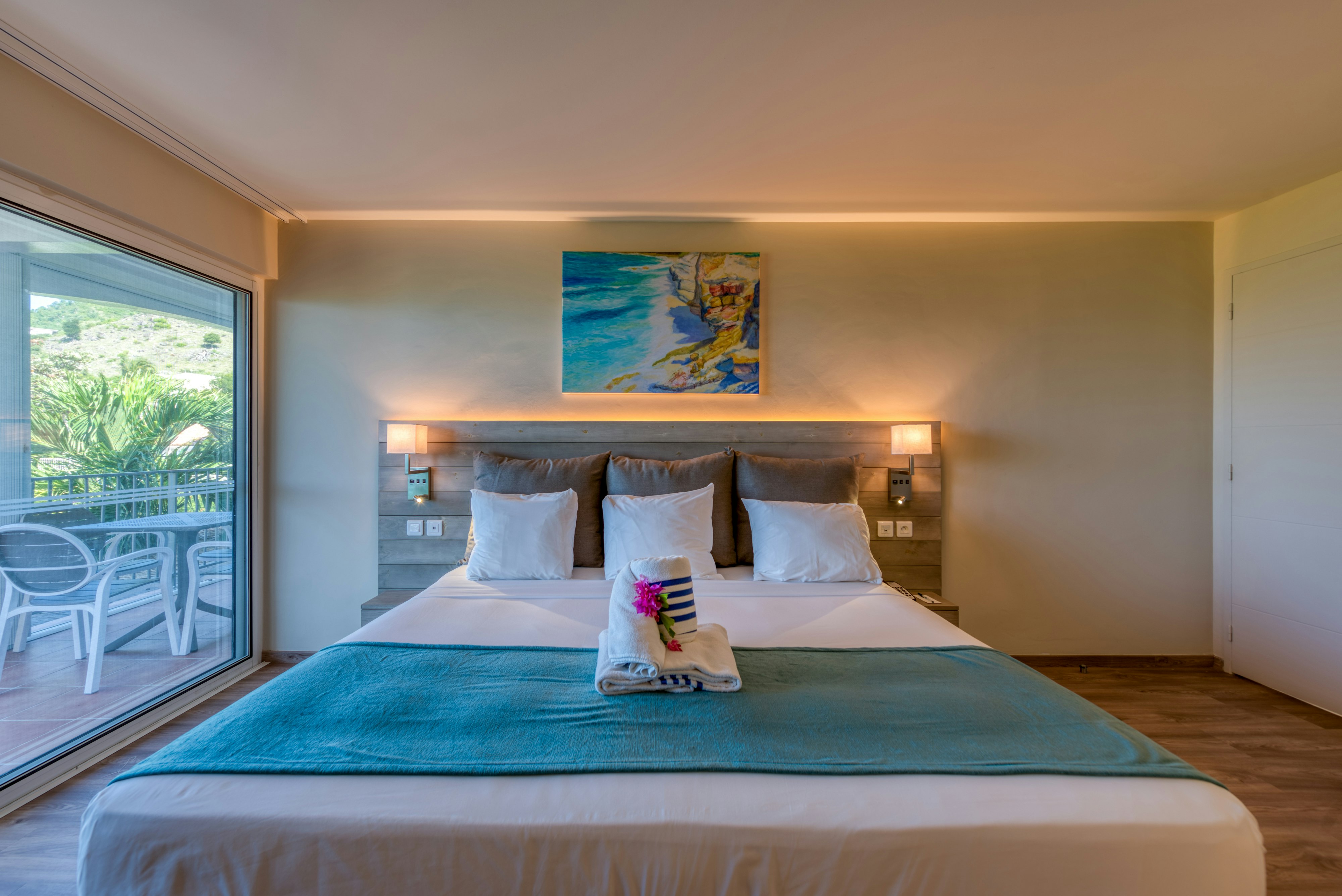 2 Bedrooms, Garden, Deluxe