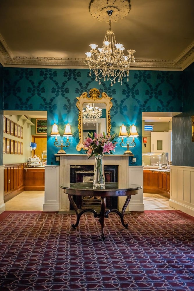Abbey Hotel Roscommon 44/65