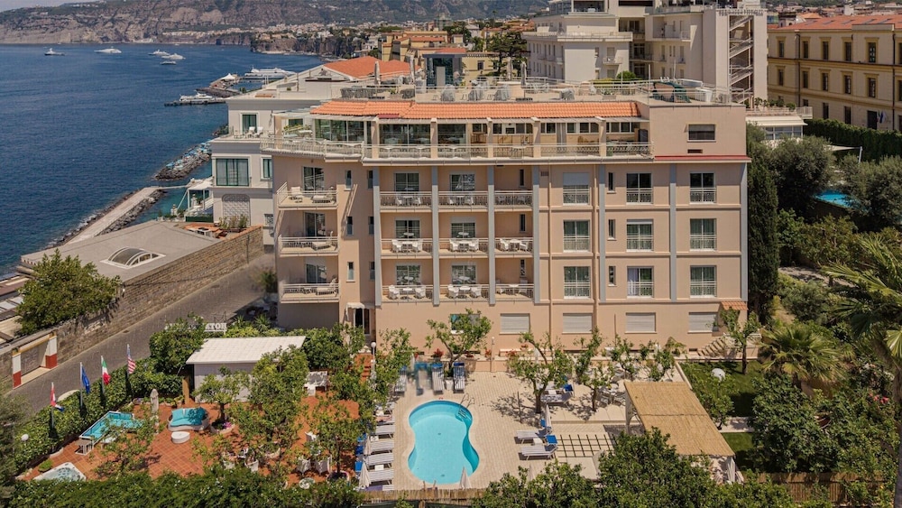 Hotel Regina Sorrento 4/72