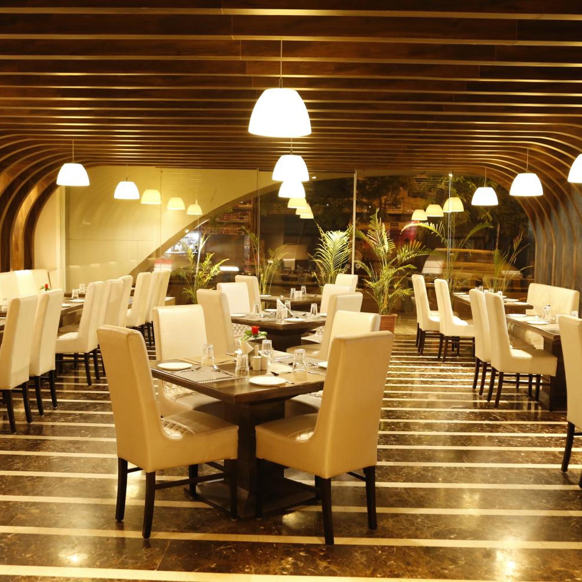 HOTEL ORANGE 22/27