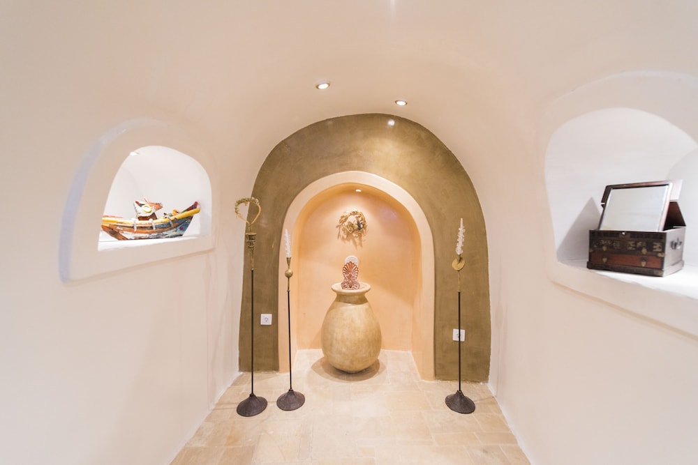 Heliophos Boutique Hotel 8/50