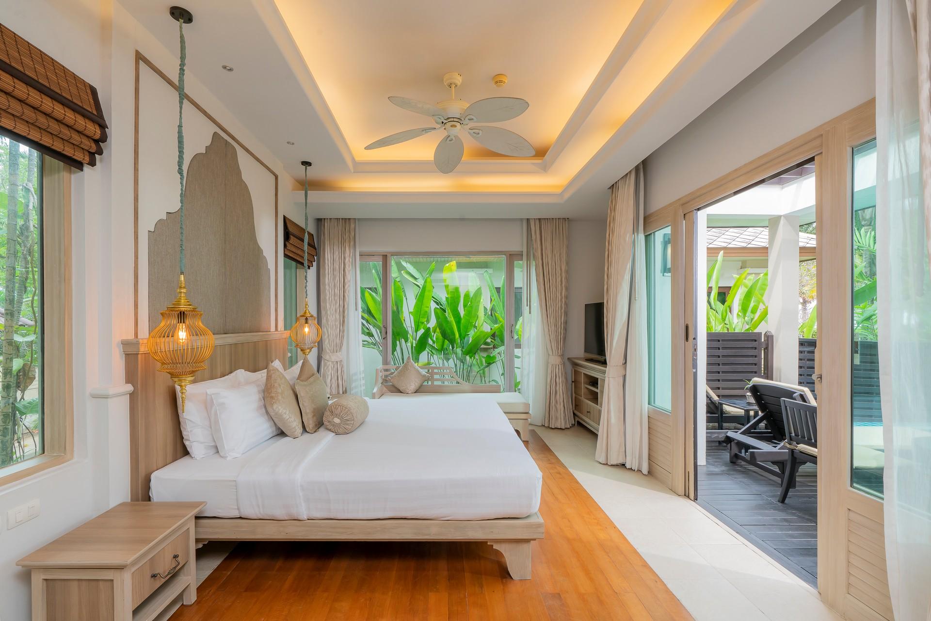 Pool, Villa, King Bed