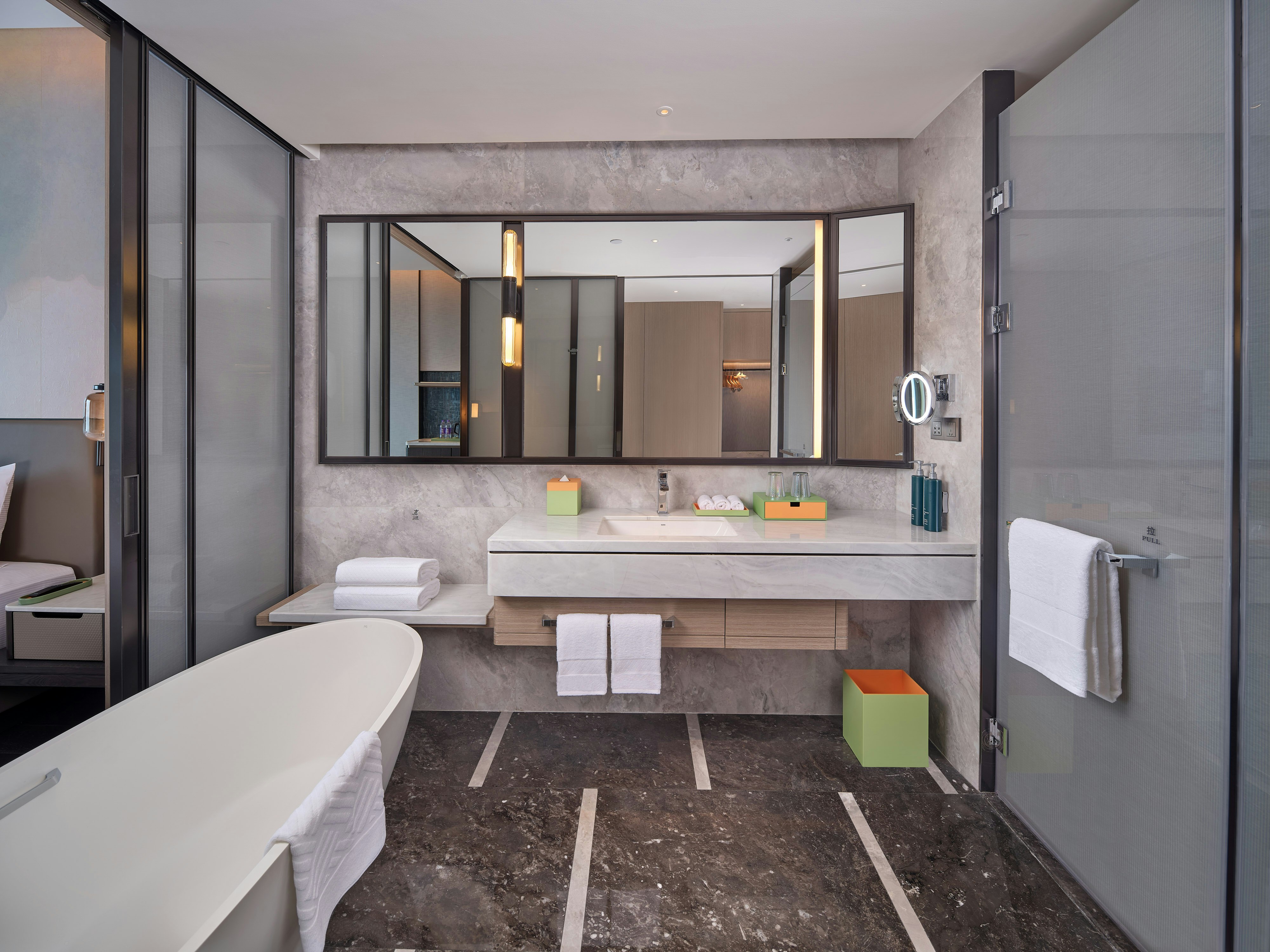غرفة ديلوكس بسريرين منفصلين، Hilton Huizhou 3/3