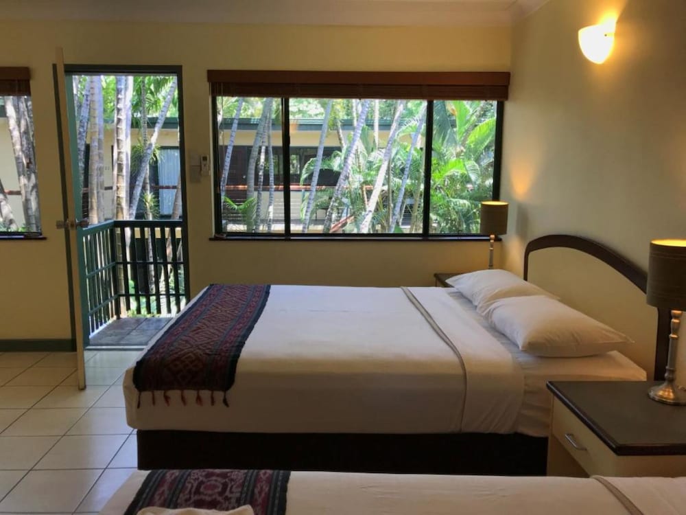 Bay Village Tropical Retreat 27/45