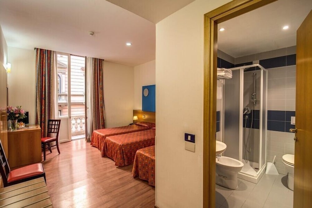 Hotel San Remo 6/63