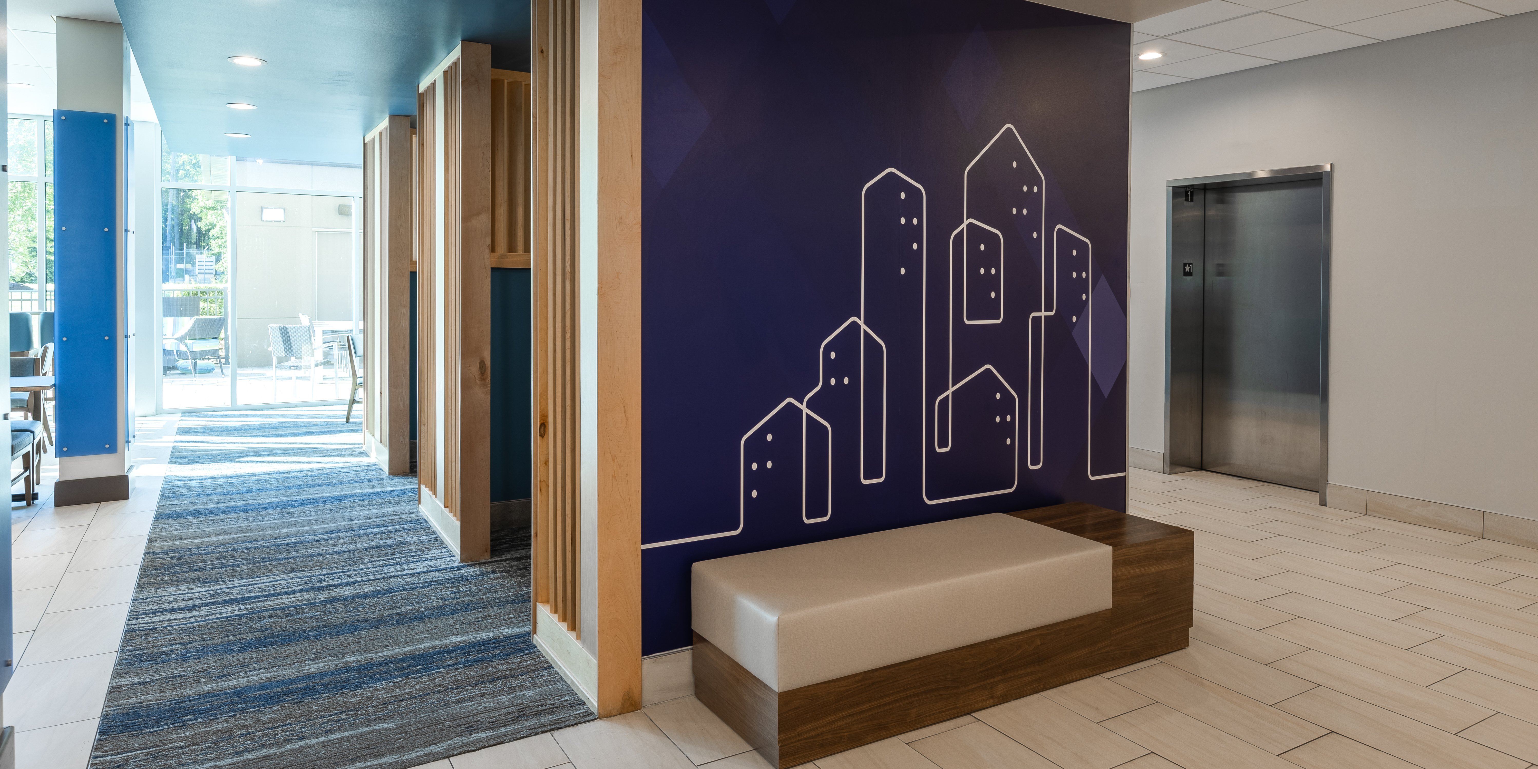 Holiday Inn Express Suites Greenwood Mall 30/67