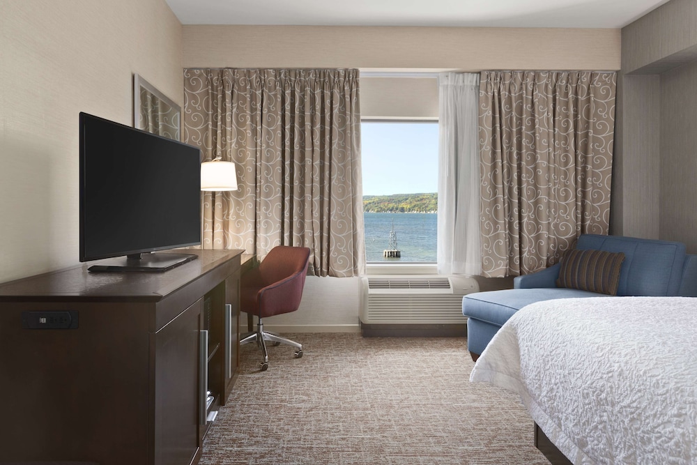 Hampton Inn Penn Yan 17/41