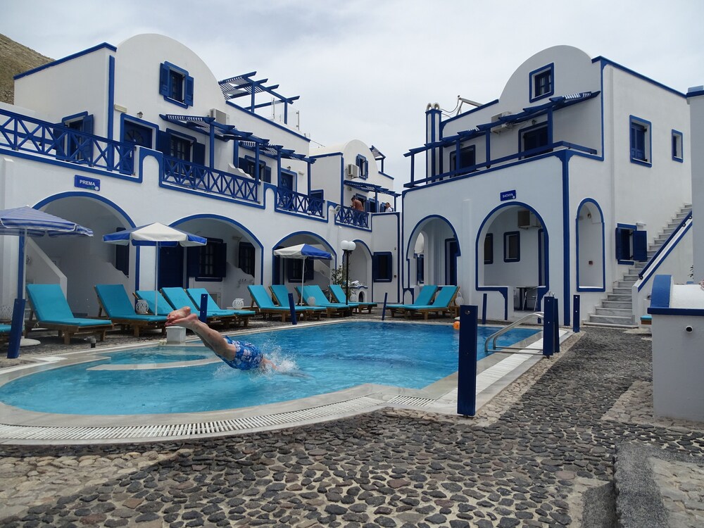 Roula Villa 42/50