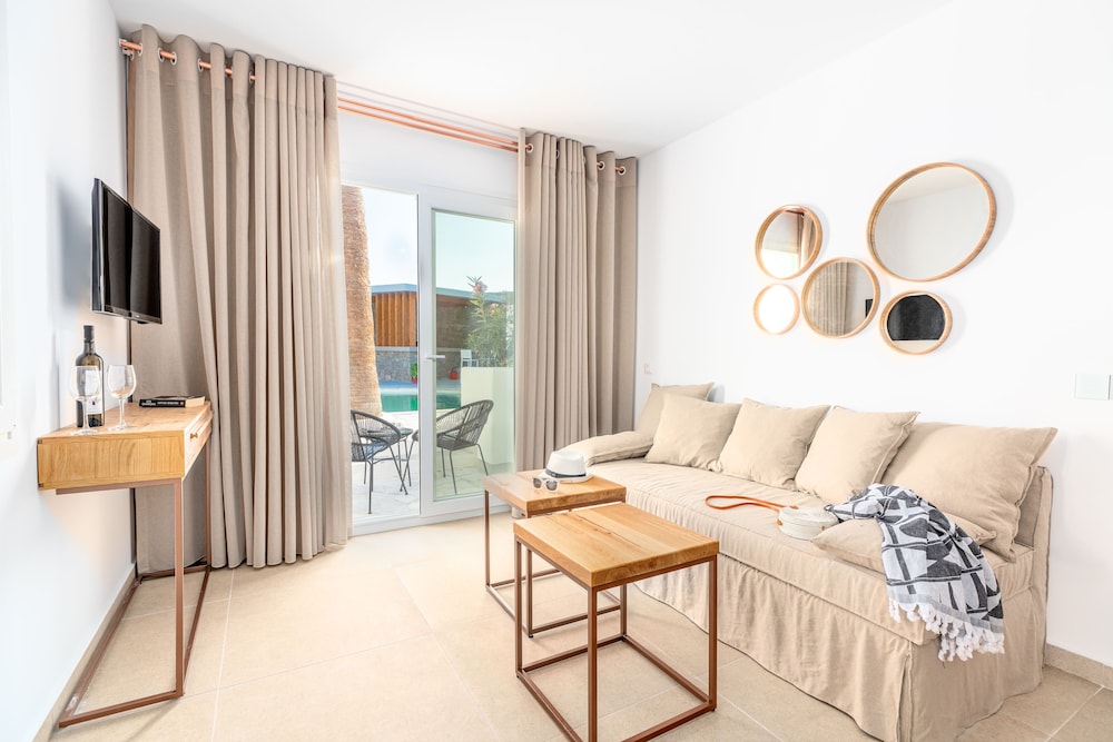 Omnia Mykonos Boutique Hotel & Suites 58/76