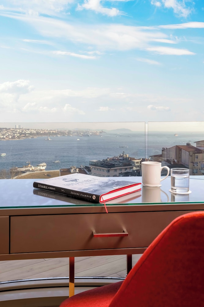 Opera Hotel Bosphorus 63/67