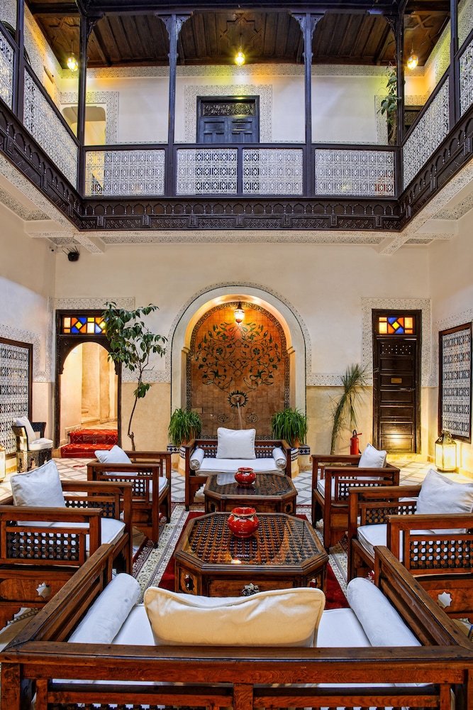Riad Al Jana 6/50