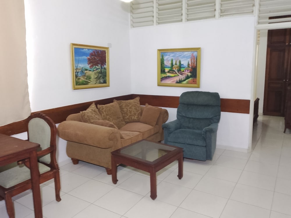 Hotel Garant & Suites 26/49