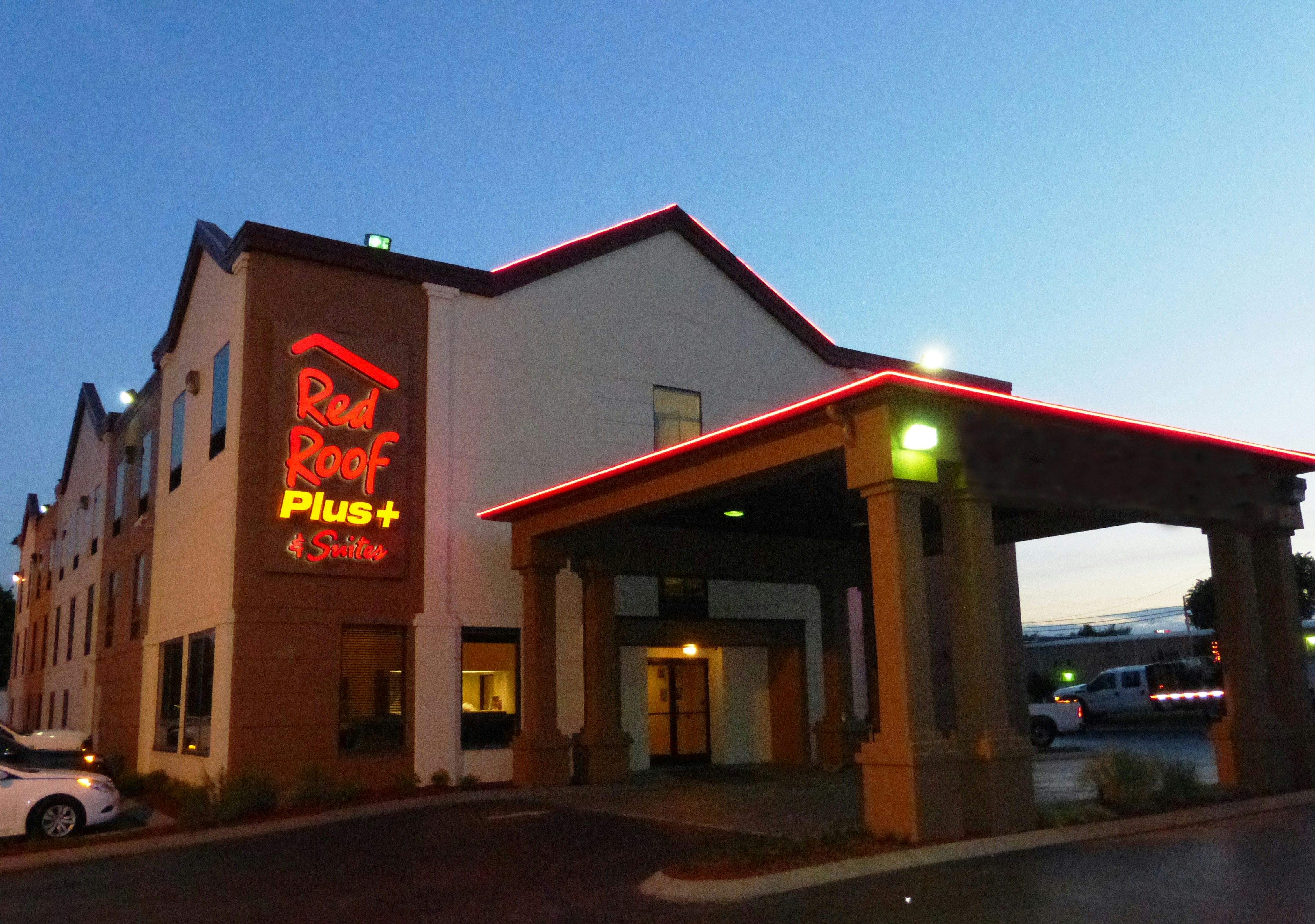 Red Roof Inn Plus Suites Chattanooga Downtown in CHATTANOOGA - TN