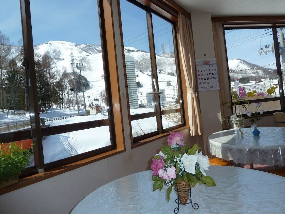 Ouji Pension Naeba 9/18