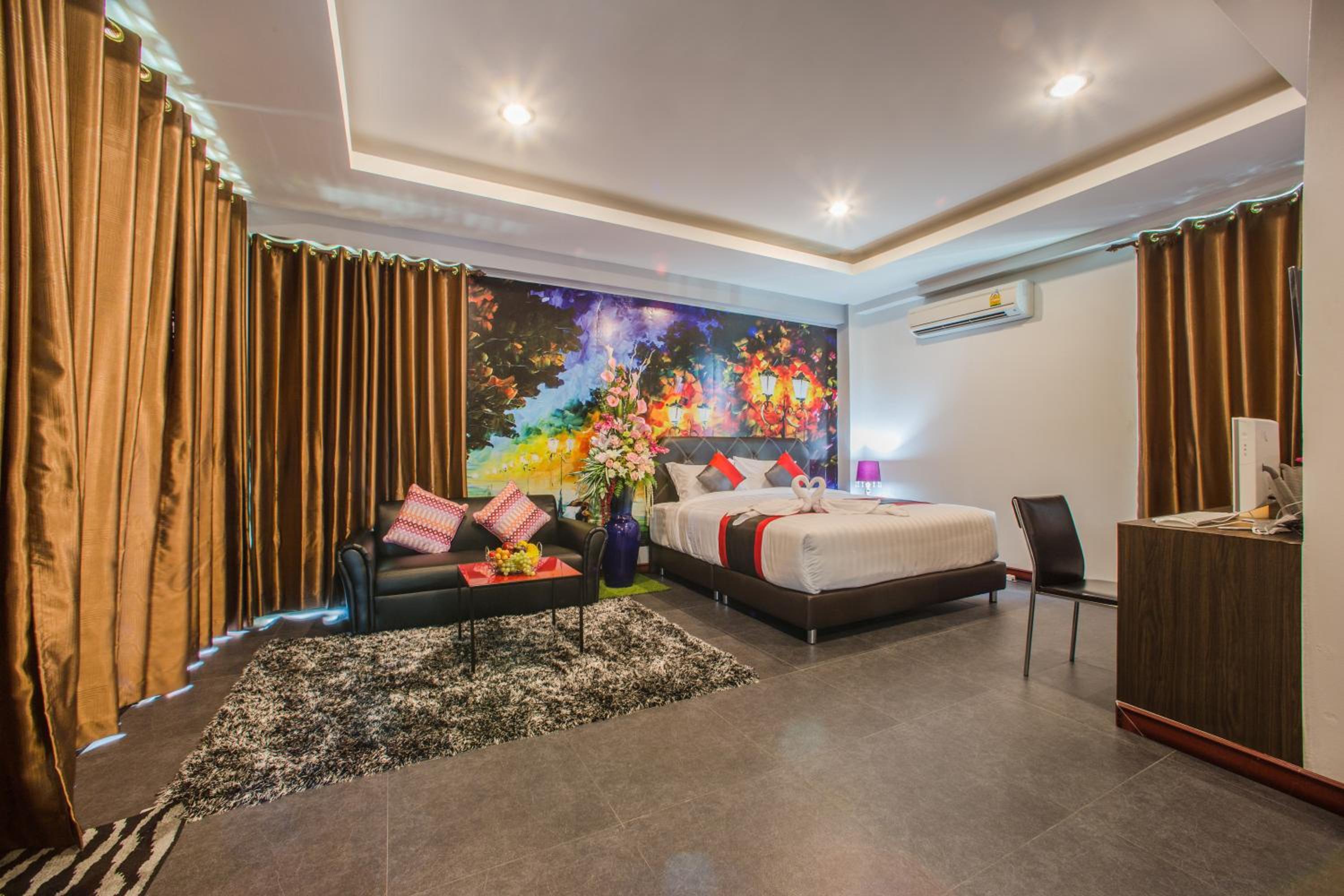 D11 Hotel 9/56