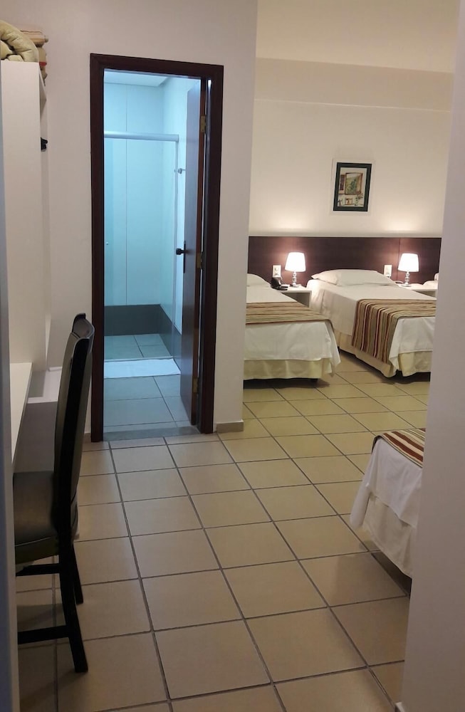 Hz Hotel Patos De Minas 13/26