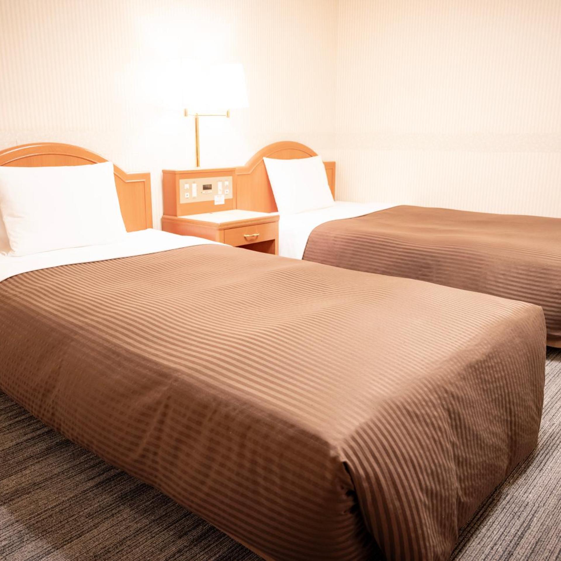 غرفة بسريرين منفصلين للمدخنين، Numazu Grand Hotel 5/7