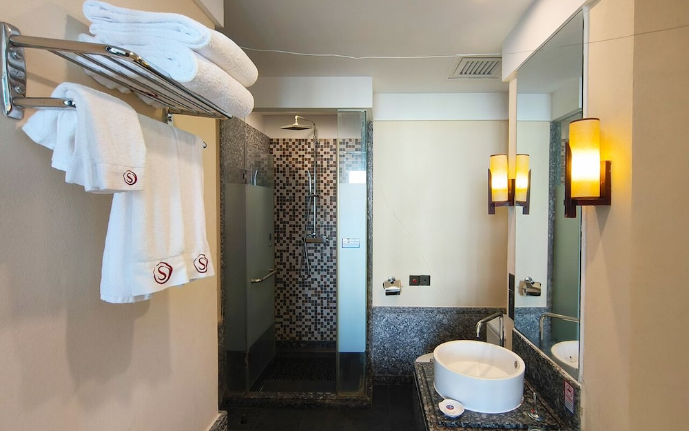 Shengyi Holiday Villa Hotel 45/50