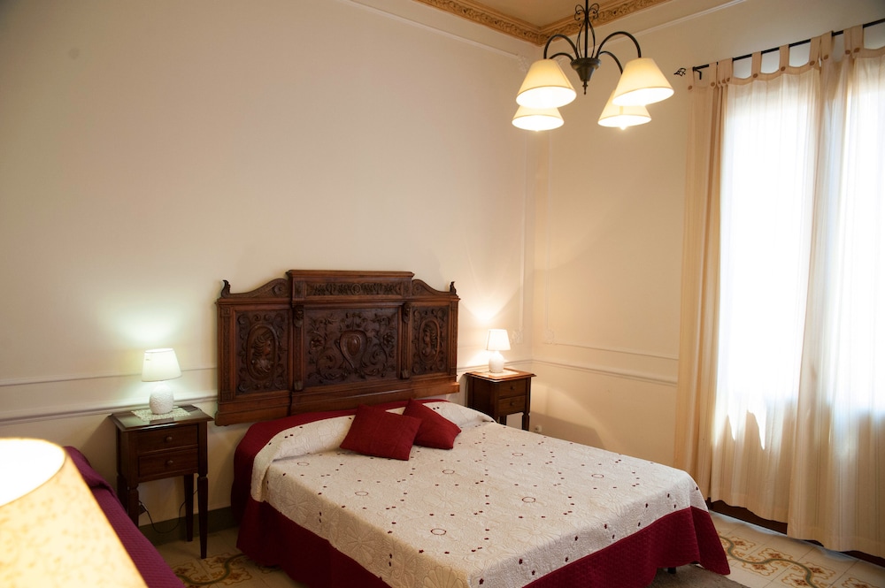 ROOM, TRIPLE, PARTIAL SEA VIEW