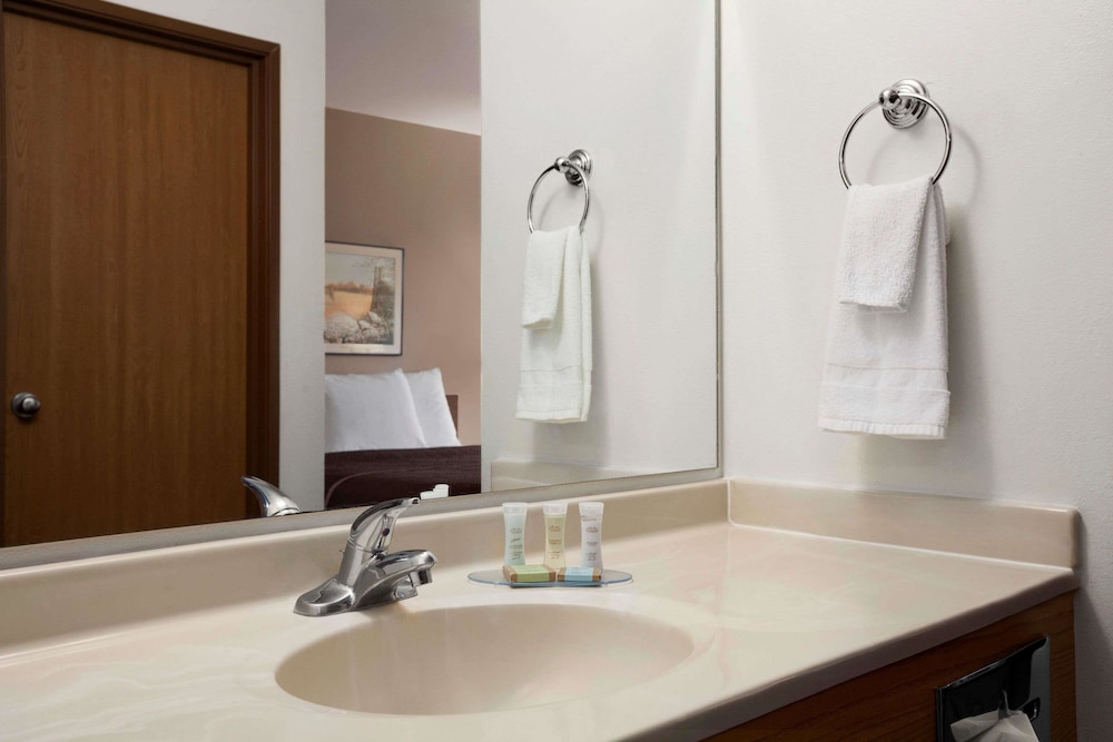 Travelodge By Wyndham Elko Nv 9/22