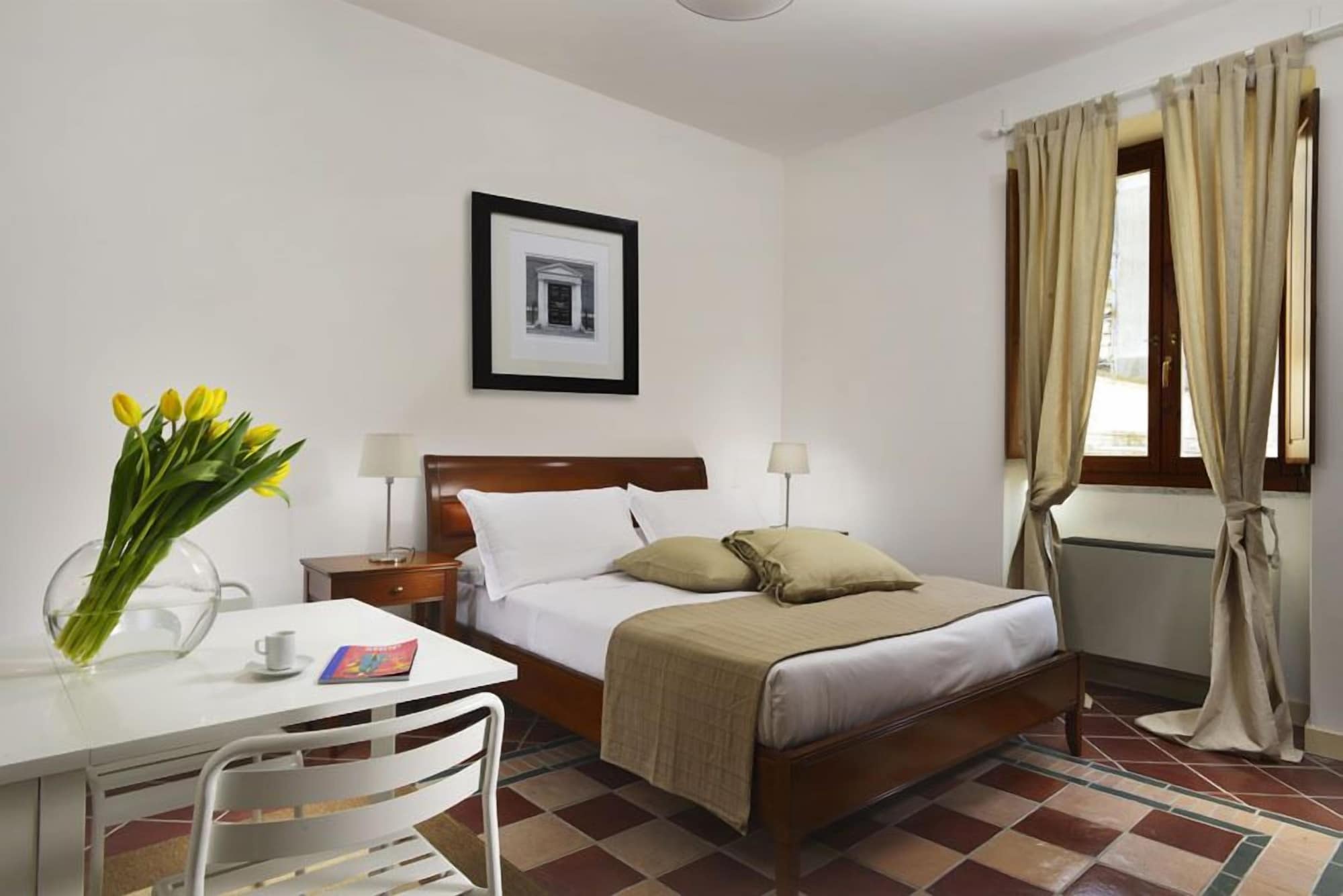 1 BEDROOM, APARTMENT