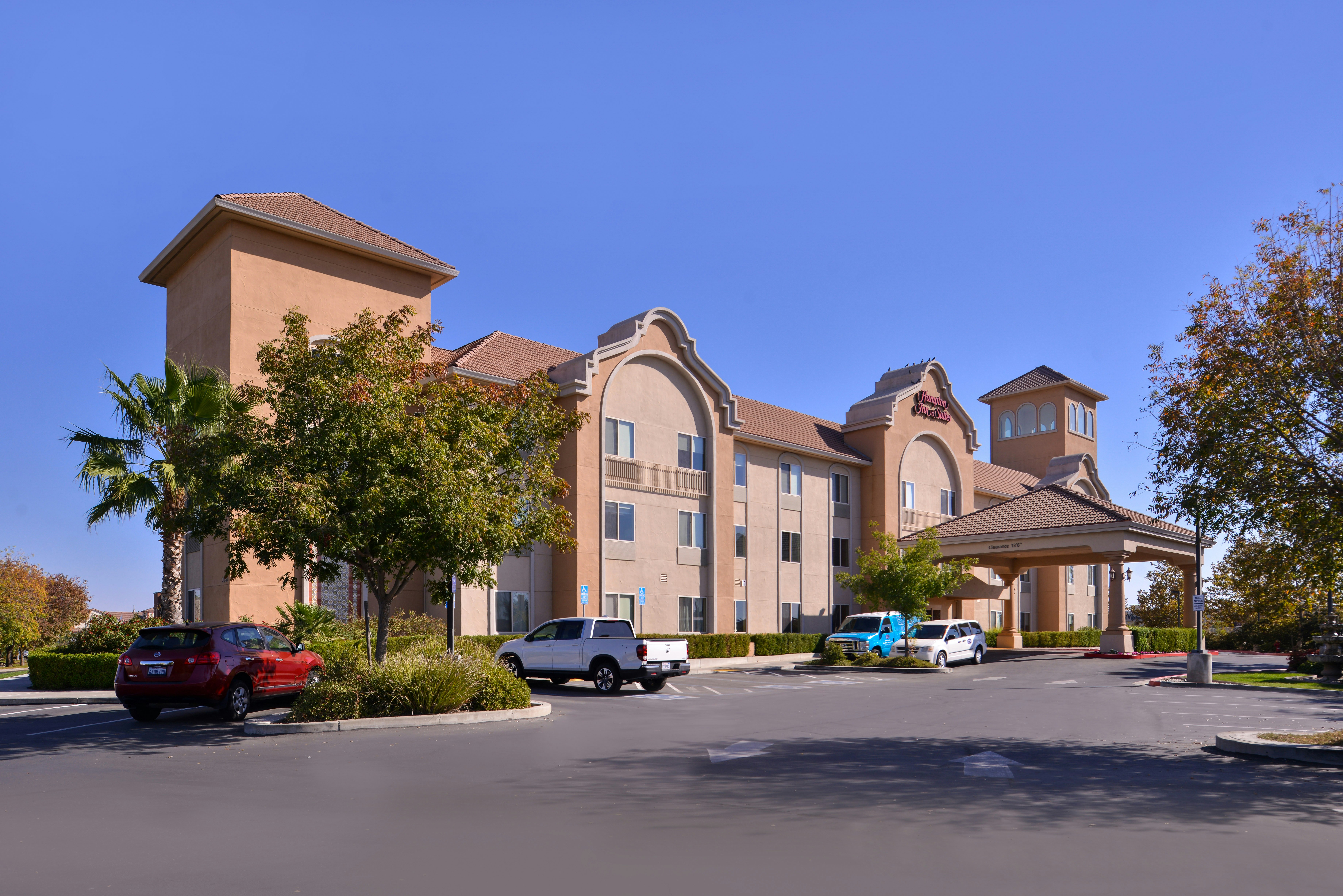 Hampton Inn and Suites Woodland - Sacramento Area 51/53