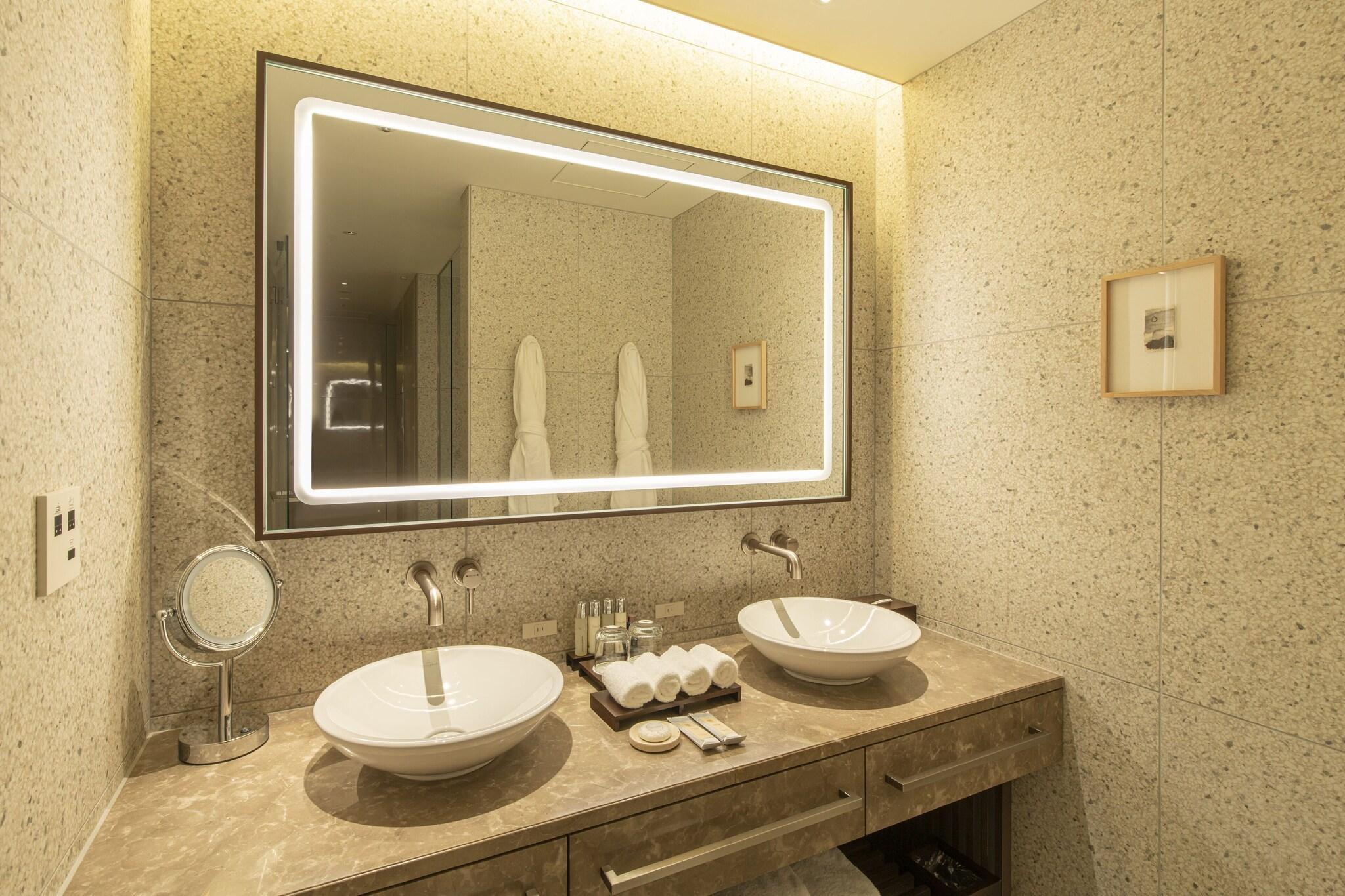 غرفة بسرير كينج، The Hotel Seiryu Kyoto Kiyomizu 5/6