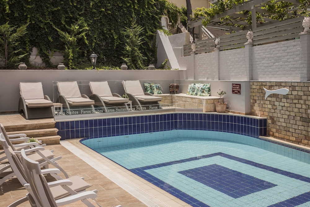 Faros Suites - Adults Only 24/50